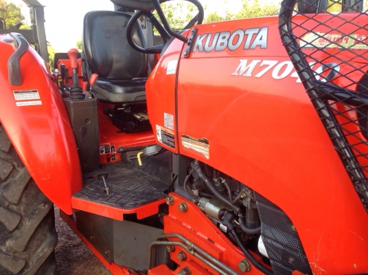 ขาย M7040  สวยๆเดิมๆ 4WD ใบดันหน้า ผาน7