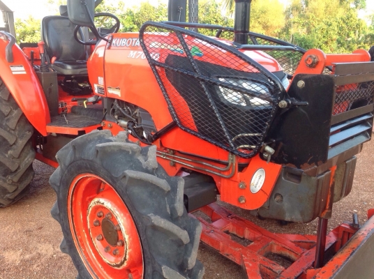 ขาย M7040  สวยๆเดิมๆ 4WD ใบดันหน้า ผาน7