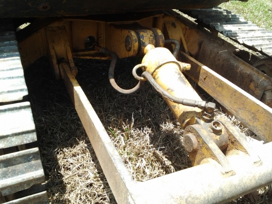 ขาย KOMATSU PC30 รุ่น 5 (ติดเก๋งมาด้วย) ราคาถูกๆ คุ้มๆครับ (รับราคานี้ได้แล้วค่อยโทรมานะครับ) ขาย KOMATSU PC30 รุ่น 5 (ติดเก๋งมาด้วย) ราคาถูกๆ คุ้มๆครับ (รับราคานี้ได้แล้วค่อยโทรมานะครับ)