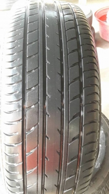 ขายล้อแม็ก ford fiesta 15" ยางปี13 สนใจติดต่อ ตาเล็ก ล้อและยางครับ 081-3747940