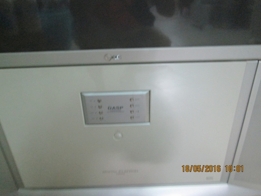 Lg///สภาพใหม่/ใฃ้ได้ปกติครับ/ราคา4200บาทไม่รวมค่าส่งครับ