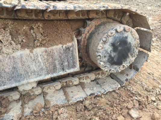 รถขุดPC200-5 รถใช้งานอยู่..ช่วงล่างดี เครื่องเดิม ปั้มเดิม เอวมีขยับ