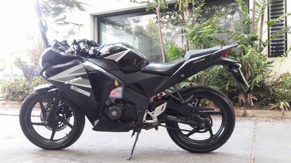 ขายลูกเดียว cbr150 หัวฉีด ปี2554 ขายเงินสดคับ