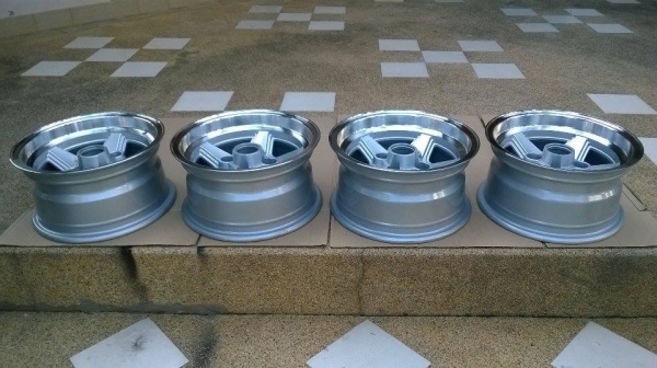 ล้อ BRS 13กว้าง6.5 4/110 ออฟ -20 ราคา7500 โทร.096-2085202 ครับ