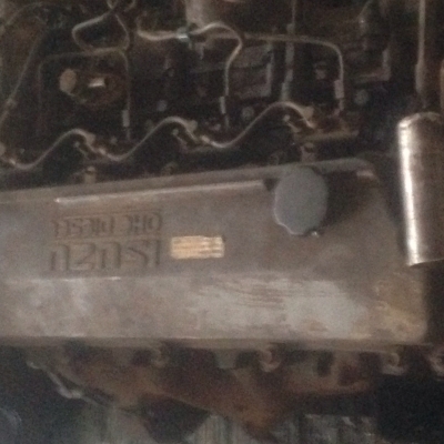 ขายครับเครื่อง4HG1พร้อมเอกสารเครื่องใช้งานปกติครับ