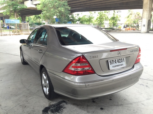 2005 BENZ C230K Avantgard รถสวยมาก ภายในเดิมๆ น่าใช้สุดๆ 2005 BENZ C230K Avantgard รถสวยมาก ภายในเดิมๆ น่าใช้สุดๆ