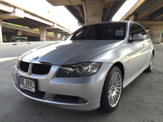 2009 ฺBMW 320D SE E90 ตัวท๊อปสุด ออปชั่นเต็ม น่าใช้มาก ประหยัดน้ำมันสุดๆ
