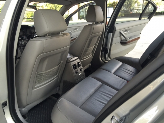 2009 ฺBMW 320D SE E90 ตัวท๊อปสุด ออปชั่นเต็ม น่าใช้มาก ประหยัดน้ำมันสุดๆ