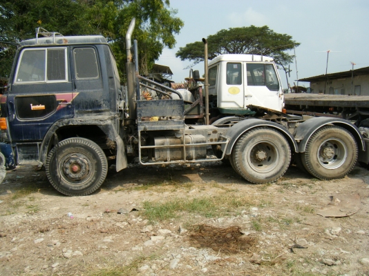 รถหัวลาก 10 ล้อ ฮีโน่ เครื่อง 285 แรง