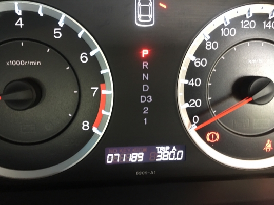 2011 HONDA ACCORD 2.0EL สีขาว 2011 HONDA ACCORD 2.0EL สีขาว