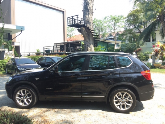 BMW X3 2.0D ปี 2012 สีดำ รถสวยเนียนสุดๆ BSI ยังเหลื่อ รถมือเดียวอุปกรณ์ครบ