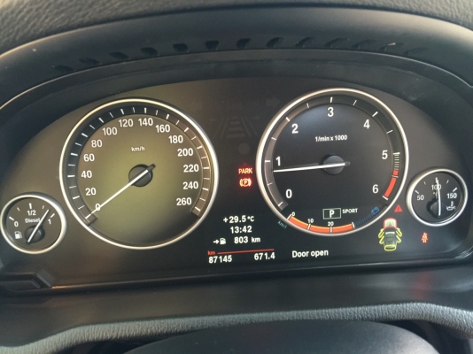 BMW X3 2.0D ปี 2012 สีดำ รถสวยเนียนสุดๆ BSI ยังเหลื่อ รถมือเดียวอุปกรณ์ครบ