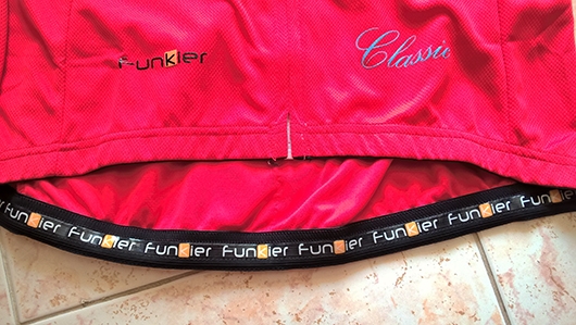 เสื้อปั่น mavic/ Funkier แท้ สภาพแค่ลองสวม เสื้อปั่น mavic/ Funkier แท้ สภาพแค่ลองสวม