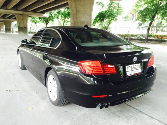 bmw 520D F10 สี ดำ ปี 2011
