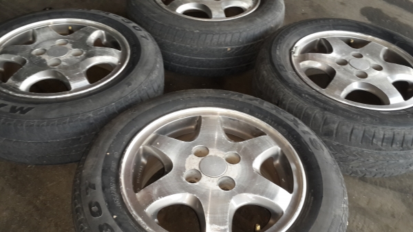 ล้อ Hondaขอบ 14 พร้อมยาง