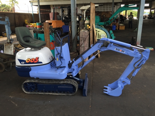 รถขุดเล็ก Kubota KX005 มือสองนำเข้าจากญี่ปุ่น ทำสีใหม่