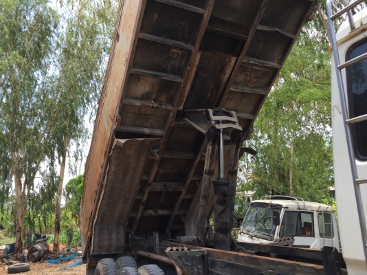 ขาย กระบะดั้ม+พร้อมกระบอก ปั๊ม ยกทั้งชุด ขาย กระบะดั้ม+พร้อมกระบอก ปั๊ม ยกทั้งชุด