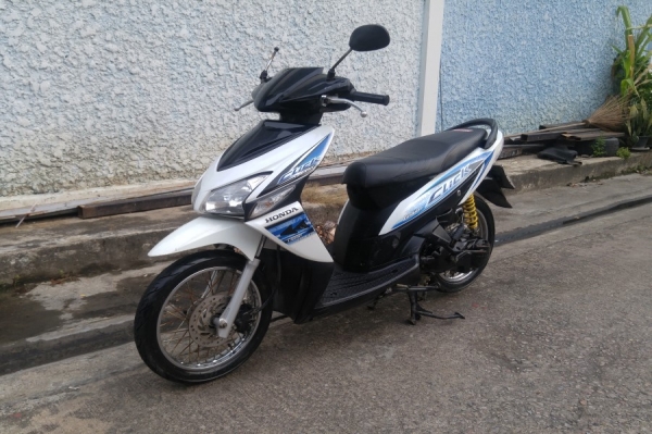 Click รถบ้านแท้  เล่มชุดโอนครบ ภาษีถึง60