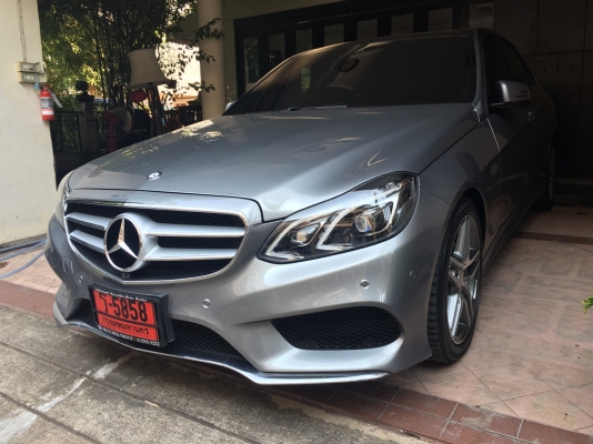 benz e300 bluetec hybrid. สีเทา ปี 2015 amg เจ้าของมือเดียว