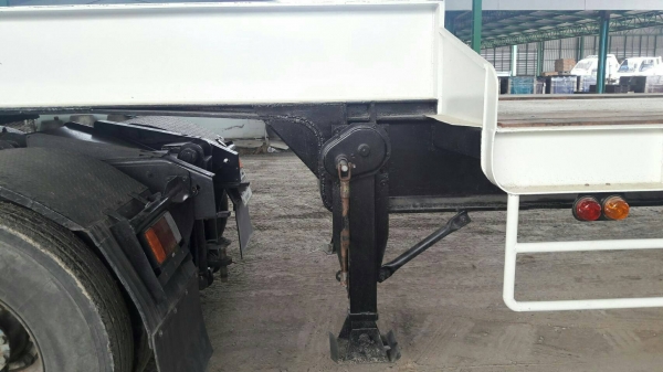 ขายหางโลเบตสามเพลา