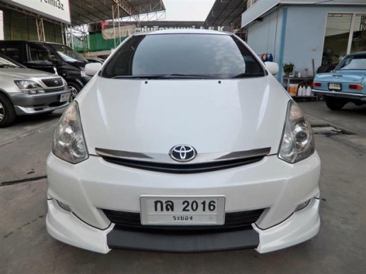 Toyota Wish 2.0Q Sport Touring III สีขาวมุข ปี2009