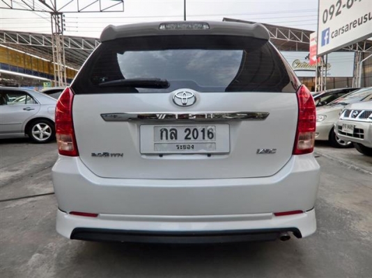 Toyota Wish 2.0Q Sport Touring III สีขาวมุข ปี2009