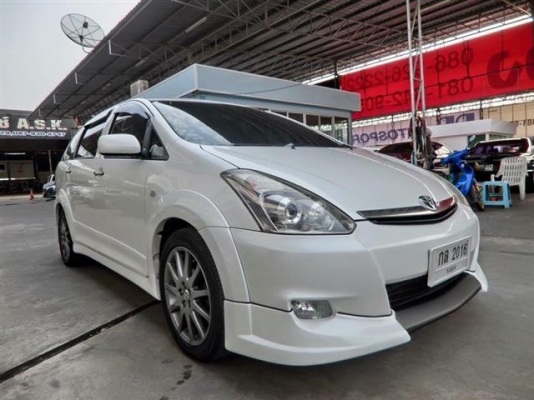 Toyota Wish 2.0Q Sport Touring III สีขาวมุข ปี2009
