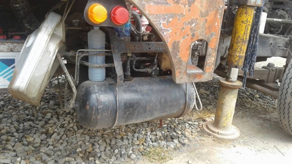 ขาย hino f18 ho7d 195 เครน 3.5 ตัน กะบะ6.20 ขาย hino f18 ho7d 195 เครน 3.5 ตัน กะบะ6.20