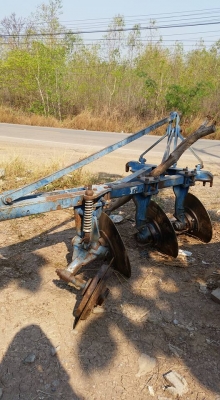 ขายผานสาม GMT  โครงสี่สภาพสวยพร้อมใช้งาน