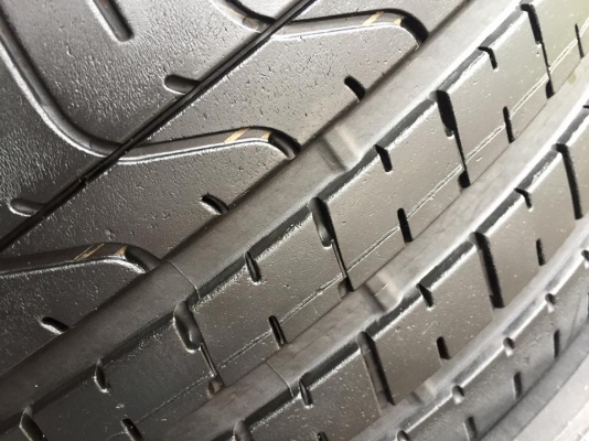 ขายยาง PIRELLI P-ZERO 255-35-19 ปี13 ดอกหนาๆ เอาไปใช้ยาวๆ ไม่มีปะ คู่ละ 3,000 บาท ขายยาง PIRELLI P-ZERO 255-35-19 ปี13 ดอกหนาๆ เอาไปใช้ยาวๆ ไม่มีปะ คู่ละ 3,000 บาท
