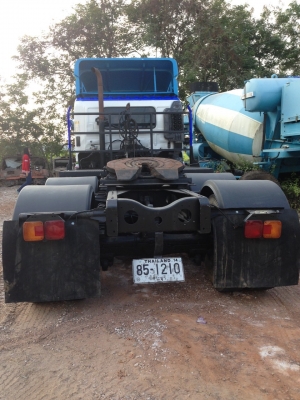 รถหัวลาก 10 ล้อ ฮีโน่ เครื่อง JO8 เพลาเดียว