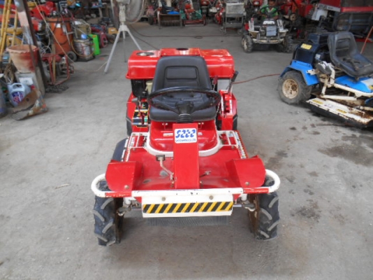 ขายรถตัดหญ้า SATO SRM831VH พร้อมใช้งาน ขายรถตัดหญ้า SATO SRM831VH พร้อมใช้งาน