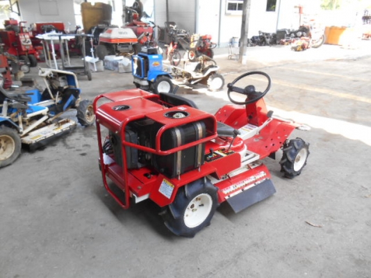 ขายรถตัดหญ้า SATO SRM831VH พร้อมใช้งาน ขายรถตัดหญ้า SATO SRM831VH พร้อมใช้งาน