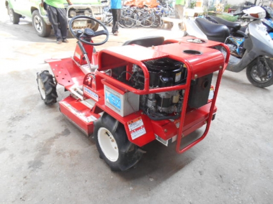 ขายรถตัดหญ้า SATO SRM831VH พร้อมใช้งาน ขายรถตัดหญ้า SATO SRM831VH พร้อมใช้งาน