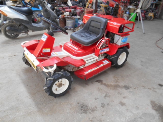 ขายรถตัดหญ้า SATO SRM831VH พร้อมใช้งาน ขายรถตัดหญ้า SATO SRM831VH พร้อมใช้งาน