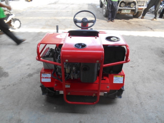 ขายรถตัดหญ้า SATO SRM831VH พร้อมใช้งาน ขายรถตัดหญ้า SATO SRM831VH พร้อมใช้งาน