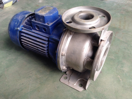 ขายปั้มน้ำหอยโข่งหัวปั้มสแตนเลส Ebara 2HP. 380V ขนาดเข้า 2.5นิ้ว ออก 1.5นิ้ว สภาพดีเดิมๆทำสีใหม่ วิ่งนิ่ม พร้อมใช้งาน