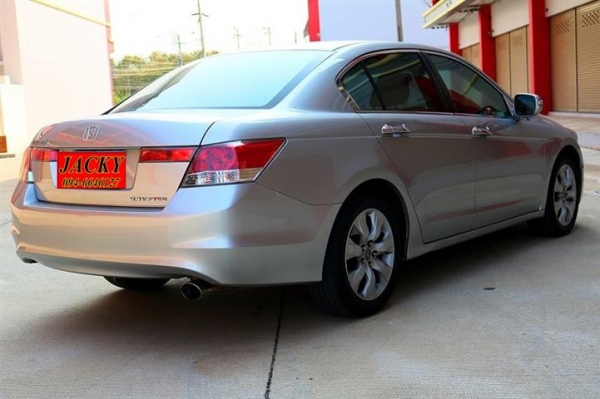 HONDA ACCORD 2.4 I-VTEC T0P NAv สีบ.เงิน ปี2008