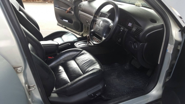 VOLKSWAGEN PASSAT 1.8 ปี2000 รถมือเดียว ไม่เคยติดแก๊ส VOLKSWAGEN PASSAT 1.8 ปี2000 รถมือเดียว ไม่เคยติดแก๊ส