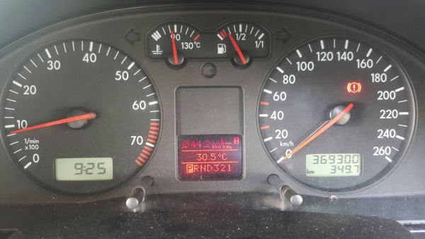 VOLKSWAGEN PASSAT 1.8 ปี2000 รถมือเดียว ไม่เคยติดแก๊ส VOLKSWAGEN PASSAT 1.8 ปี2000 รถมือเดียว ไม่เคยติดแก๊ส