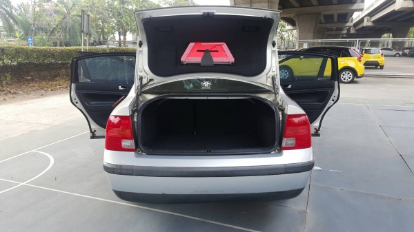 VOLKSWAGEN PASSAT 1.8 ปี2000 รถมือเดียว ไม่เคยติดแก๊ส VOLKSWAGEN PASSAT 1.8 ปี2000 รถมือเดียว ไม่เคยติดแก๊ส