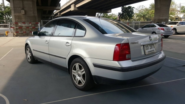 VOLKSWAGEN PASSAT 1.8 ปี2000 รถมือเดียว ไม่เคยติดแก๊ส VOLKSWAGEN PASSAT 1.8 ปี2000 รถมือเดียว ไม่เคยติดแก๊ส