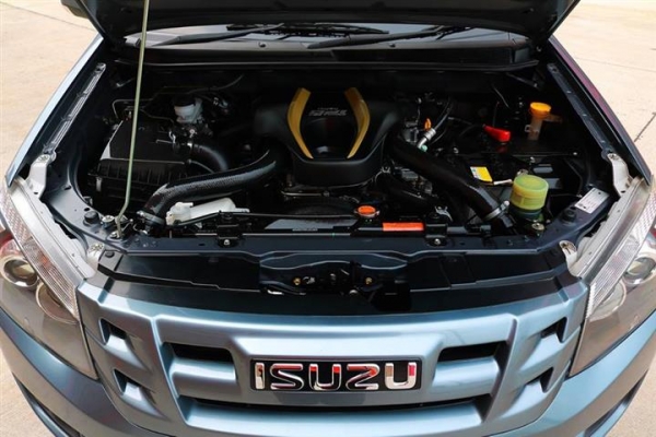 Isuzu D-Max SPACE CAB 2.5Z opencab MT สีเทา ปี2013