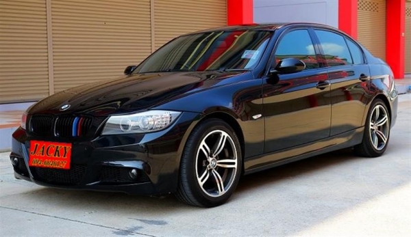 BMW 320i E90 2.0 SE AT สีดำ ปี2009