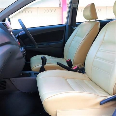 T0Y0TA AvanZa 1.5E MT สีขาว ปี2012