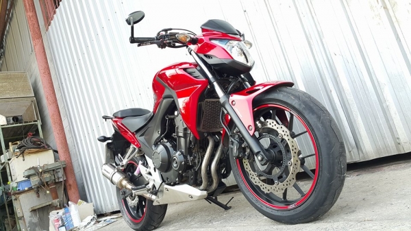 Cb500F วิ่งน้อย ใช้ถนอม ปี2013 ไม่ล้มชนแปะใดๆทั้งสิ้น ท่อเสียงดี ต่อรองราคาได้ครับ