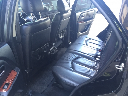 TOYOTA HIRRIER 3.0 สี ดำ ปี 2002 รถสวยสภาพพร้อมใช้ TOYOTA HIRRIER 3.0 สี ดำ ปี 2002 รถสวยสภาพพร้อมใช้