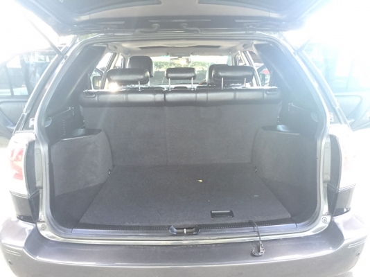 TOYOTA HIRRIER 3.0 สี ดำ ปี 2002 รถสวยสภาพพร้อมใช้ TOYOTA HIRRIER 3.0 สี ดำ ปี 2002 รถสวยสภาพพร้อมใช้