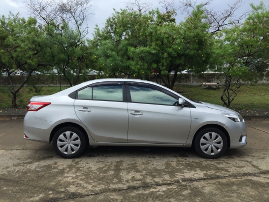 toyota soluna vios 1.5 J สี บรอนซ์ ปี 2013 AT