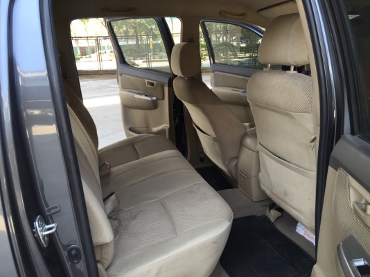 toyota vigo prerunner 4dr 2.5e สีเทาดำ ปี 2012 รถมือเดียว สภาพสวยมากๆ เกียร์ธรรมดา